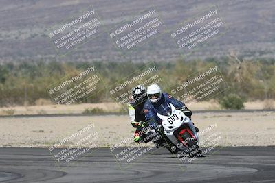 media/Nov-01-2025-CVMA (Sat) [[fc0f7531b8]]/Race 7-Formula Twins-Formula 40 UL/